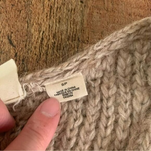 Moth womens cream and tan wool knit long sleeve v-neck sweater -S - Picture 7 of 10